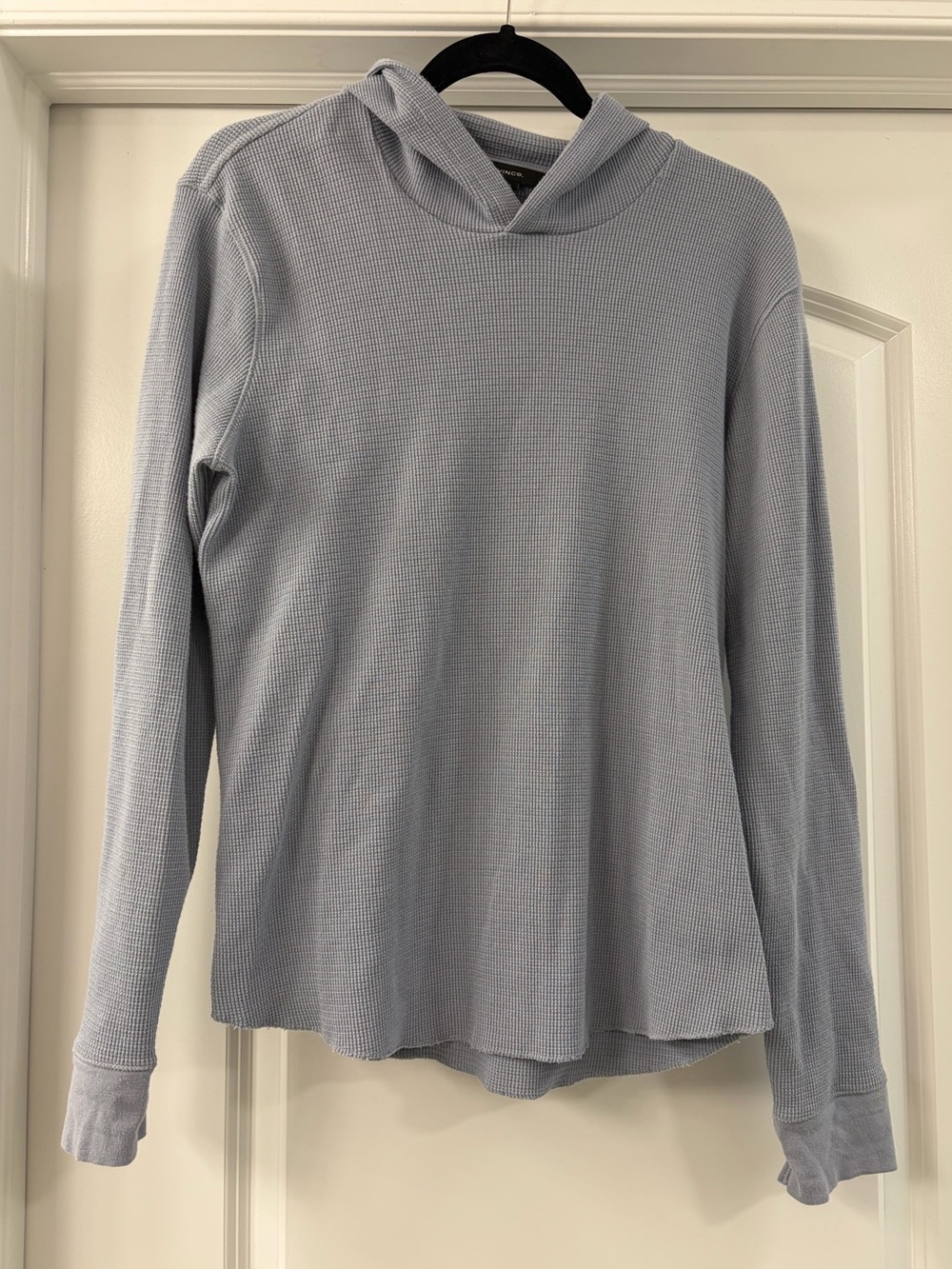 Vince Thermal waffle weave cotton Pullover  Hoodie, dusty gray/blue color.SZ med